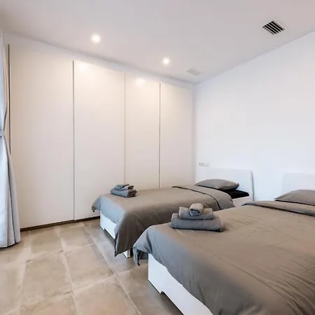 Puerto Banus Frontline With Amazing Sea Views * Marbellac