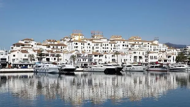Puerto Banus Frontline With Amazing Sea Views 公寓