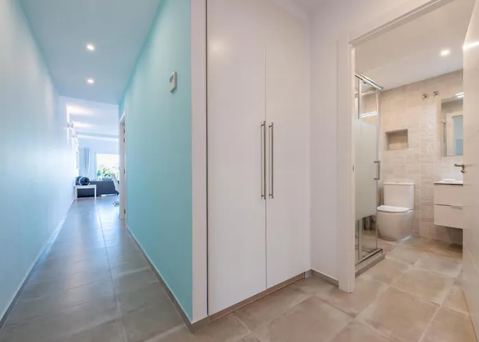 Puerto Banus Frontline With Amazing Sea Views *