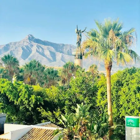 Puerto Banus Frontline With Amazing Sea Views