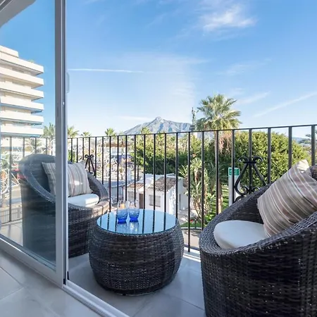 Apartment Puerto Banus Frontline With Amazing Sea Views *