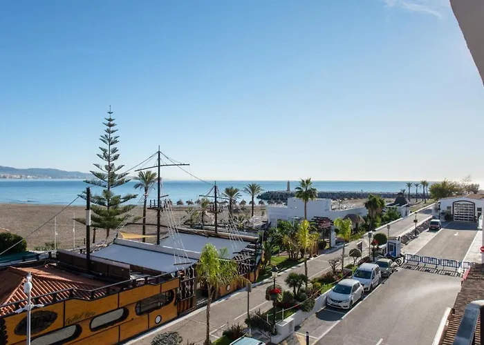 Puerto Banus Frontline With Amazing Sea Views