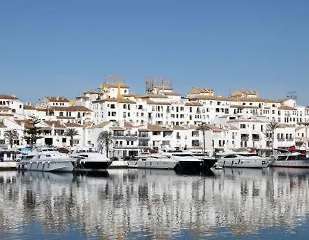 Puerto Banus Frontline With Amazing Sea Views