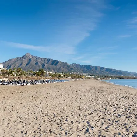 Lejlighed Puerto Banus Frontline With Amazing Sea Views